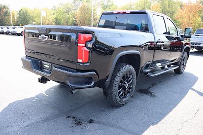 2025 Chevrolet Silverado 2500 Crew Cab 4x4 Pickup for sale #32545 - photo 2