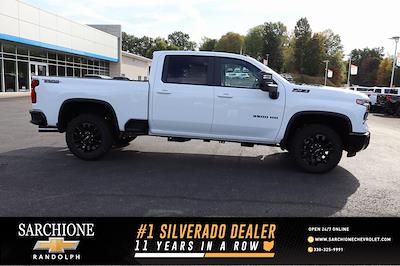 2025 Chevrolet Silverado 3500 Crew Cab 4x4 Pickup for sale #32576 - photo 1
