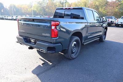 2026 Chevrolet Silverado 1500 Crew Cab 4x4 Pickup for sale #32609 - photo 2