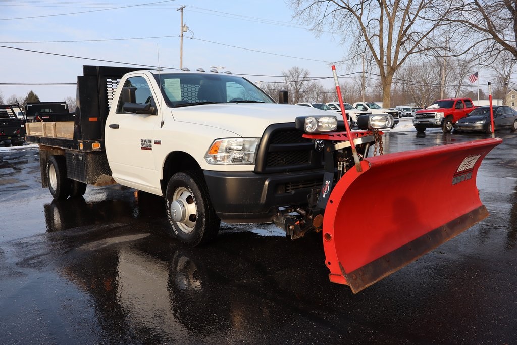Used 2018 Ram 3500 - photo 2