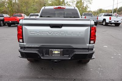 2026 Chevrolet Colorado Crew Cab 4WD Pickup for sale #32681 - photo 2