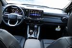 2026 Chevrolet Colorado Crew Cab 4WD Pickup for sale #32681 - photo 18