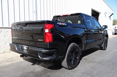 2022 Chevrolet Silverado 1500 Crew Cab 4WD Pickup for sale #32747A - photo 2