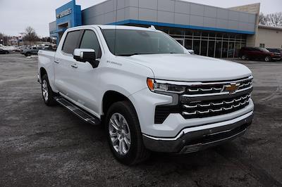 Used 2023 Chevrolet Silverado 1500 - photo 1