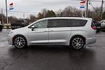 2022 Chrysler Pacifica FWD Minivan for sale #33215A - photo 43
