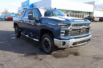 New 2026 Chevrolet Silverado 3500 LT Crew Cab for sale #33237 - photo 2