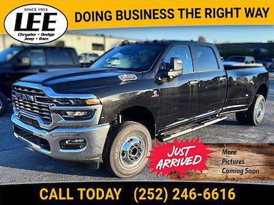 New 2026 Ram 3500 Tradesman Crew Cab 4x4 DRW Pickup for sale #194782 - photo 1