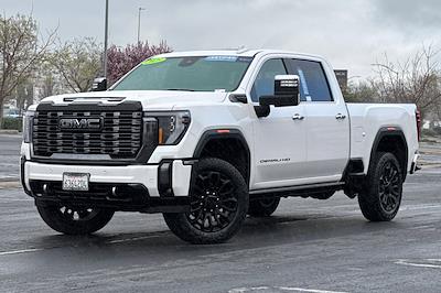 Used 2025 GMC Sierra 2500 - photo 1