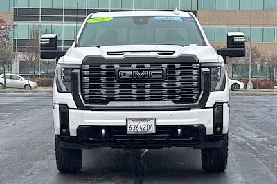 Used 2025 GMC Sierra 2500 - photo 1