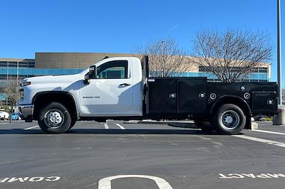 New 2025 Chevrolet Silverado 3500 - photo 1