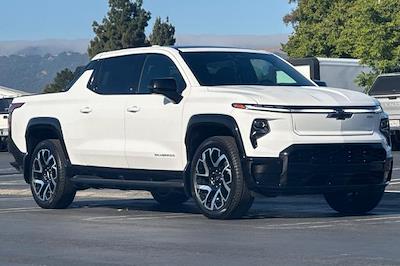 2024 Chevrolet Silverado EV Crew Cab 4WD Pickup for sale #C3656GX - photo 1