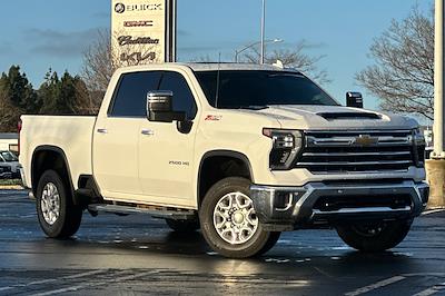 Used 2025 Chevrolet Silverado 2500 LTZ Crew Cab for sale #C3928GX - photo 2