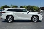 2022 Toyota Highlander AWD SUV for sale #C49154A - photo 4