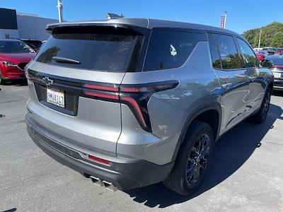 2024 Chevrolet Traverse FWD SUV for sale #C49511A - photo 2