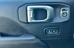 2020 Jeep Gladiator Crew Cab 4WD Pickup for sale #C49570A - photo 11