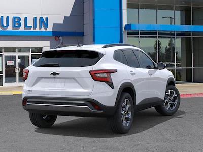 New 2025 Chevrolet Trax LT SUV for sale #C49607 - photo 2