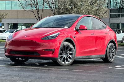Used 2023 Tesla Model Y - photo 1