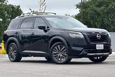 2022 Nissan Pathfinder FWD SUV for sale #CR3713T - photo 1