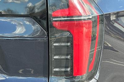 Used 2025 Chevrolet Tahoe - photo 1