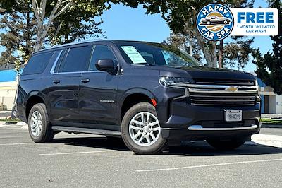 Used 2024 Chevrolet Suburban - photo 1