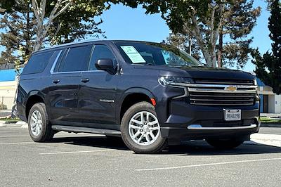 Used 2024 Chevrolet Suburban - photo 1