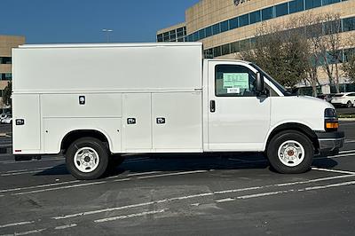 2025 Chevrolet Express 3500 Regular Cab RWD Cutaway for sale #FC1740 - photo 2