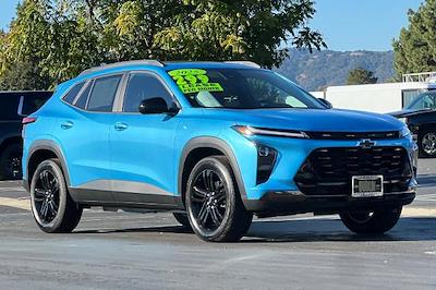 2025 Chevrolet Trax FWD SUV for sale #RC49501 - photo 2