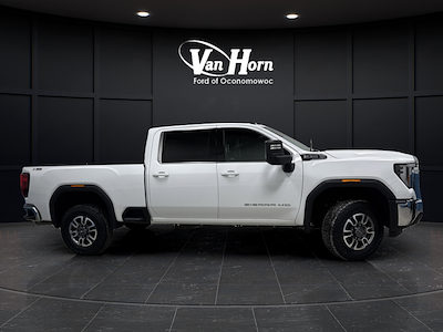 Used 2024 GMC Sierra 2500 SLE Crew Cab for sale #K126456C - photo 2