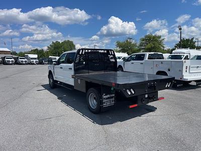 2025 Ford F-350 Crew Cab DRW 4x4 Flatbed Truck for sale #257261F - photo 2