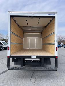 New 2027 Ford E-350 - photo 2