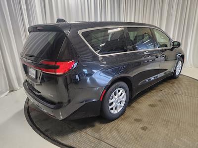 2023 Chrysler Pacifica FWD Minivan for sale #B22411 - photo 2
