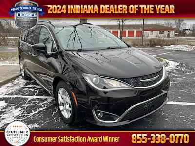 Used 2017 Chrysler Pacifica Touring L Plus Minivan for sale #B23023A - photo 1