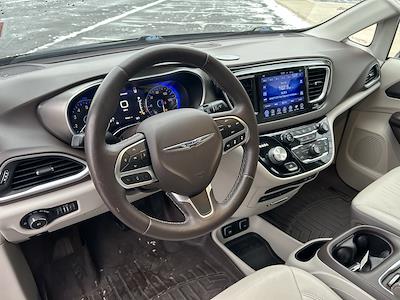Used 2017 Chrysler Pacifica Touring L Plus Minivan for sale #B23023A - photo 2