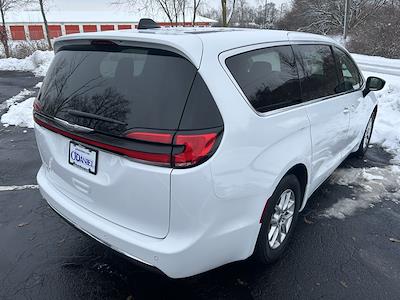 Used 2024 Chrysler Pacifica Touring L Minivan for sale #B23047 - photo 2