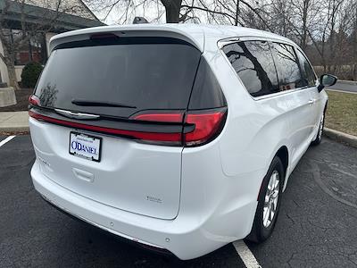 Used 2024 Chrysler Pacifica Touring L Minivan for sale #B23102 - photo 2