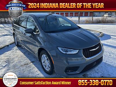 Used 2023 Chrysler Pacifica Touring L Minivan for sale #B23179 - photo 1