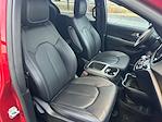 Used 2025 Chrysler Pacifica Select Minivan for sale #B23180 - photo 21
