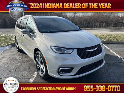 Used 2021 Chrysler Pacifica Pinnacle Minivan for sale #C32351A - photo 1