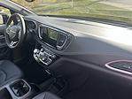 Used 2025 Chrysler Pacifica Select Minivan for sale #C32356A - photo 19