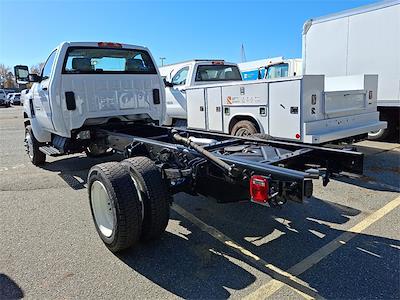 2024 Chevrolet Silverado 6500 Regular Cab DRW 4WD Cab Chassis for sale #TF22429 - photo 2