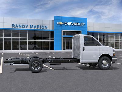 New 2026 Chevrolet Express 4500 - photo 1