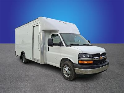New 2025 Chevrolet Express 4500 - photo 1