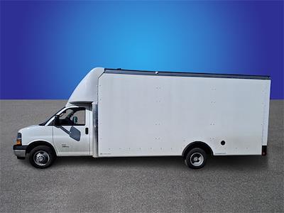 New 2025 Chevrolet Express 4500 - photo 1