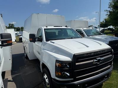 2023 Chevrolet Silverado 5500 Regular Cab DRW 4x2 Reading Enclosed Service Body for sale #TR89656 - photo 1