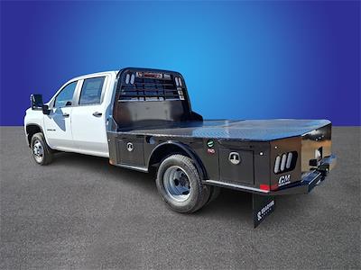 New 2026 Chevrolet Silverado 3500 Crew Cab Flatbed Truck for sale #TR93832 - photo 2