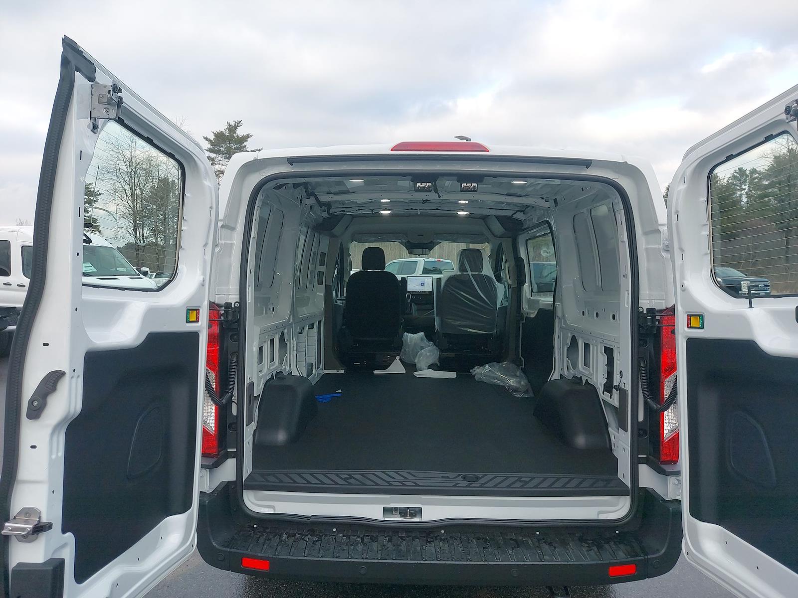 New 2026 Ford Transit 250 - photo 5
