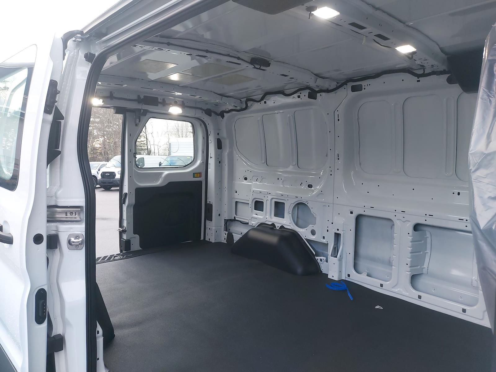 New 2026 Ford Transit 250 - photo 8