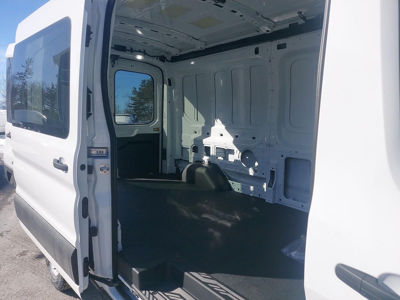 New 2026 Ford Transit 250 - photo 7