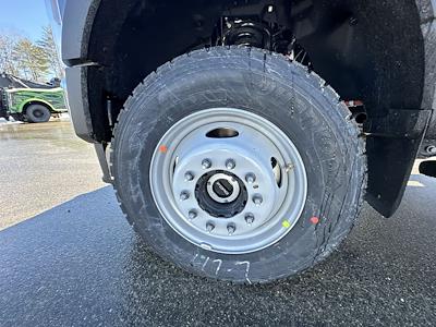 New 2026 Ford F-600 - photo 1