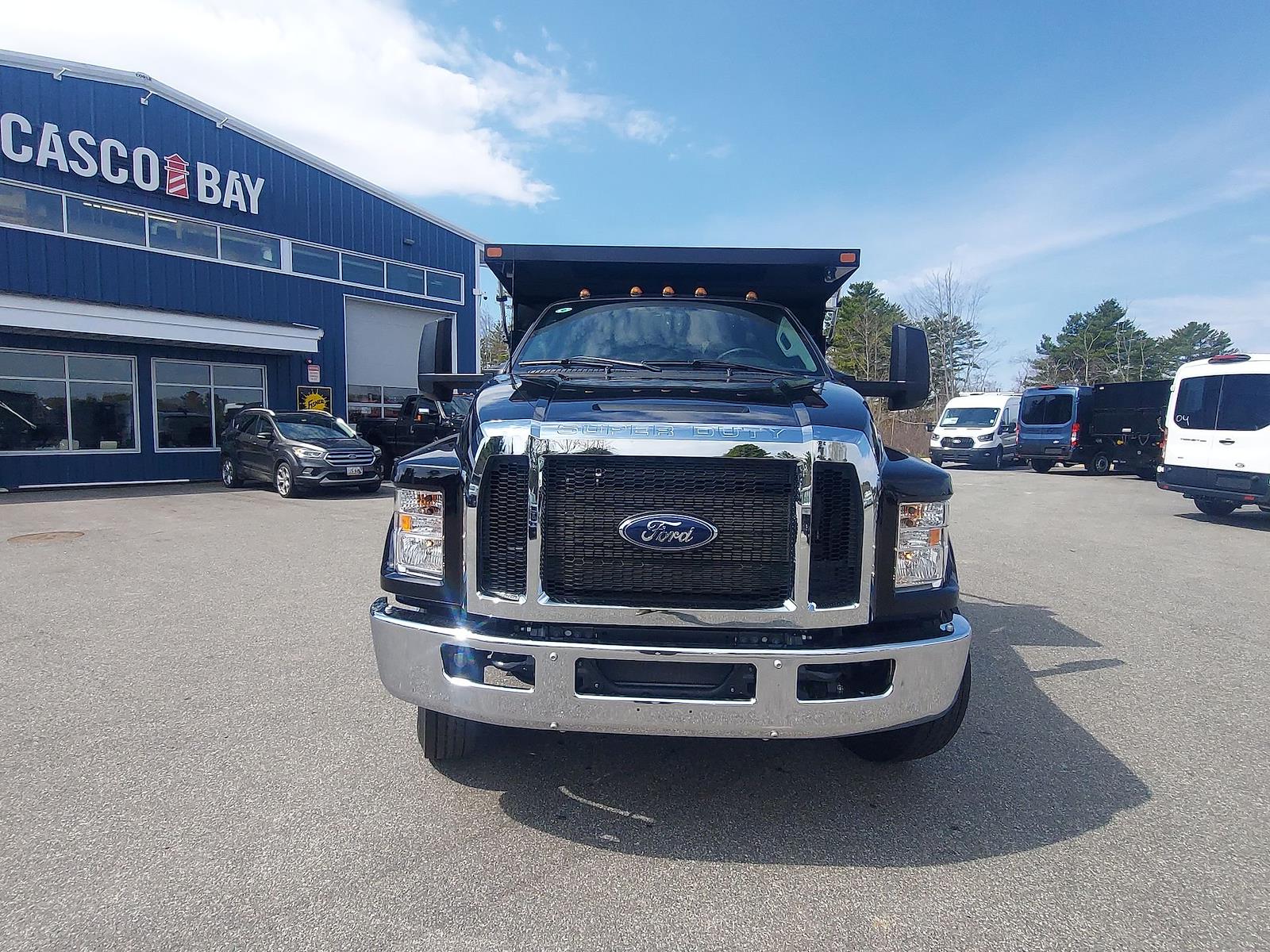 New 2027 Ford F-750 - photo 15